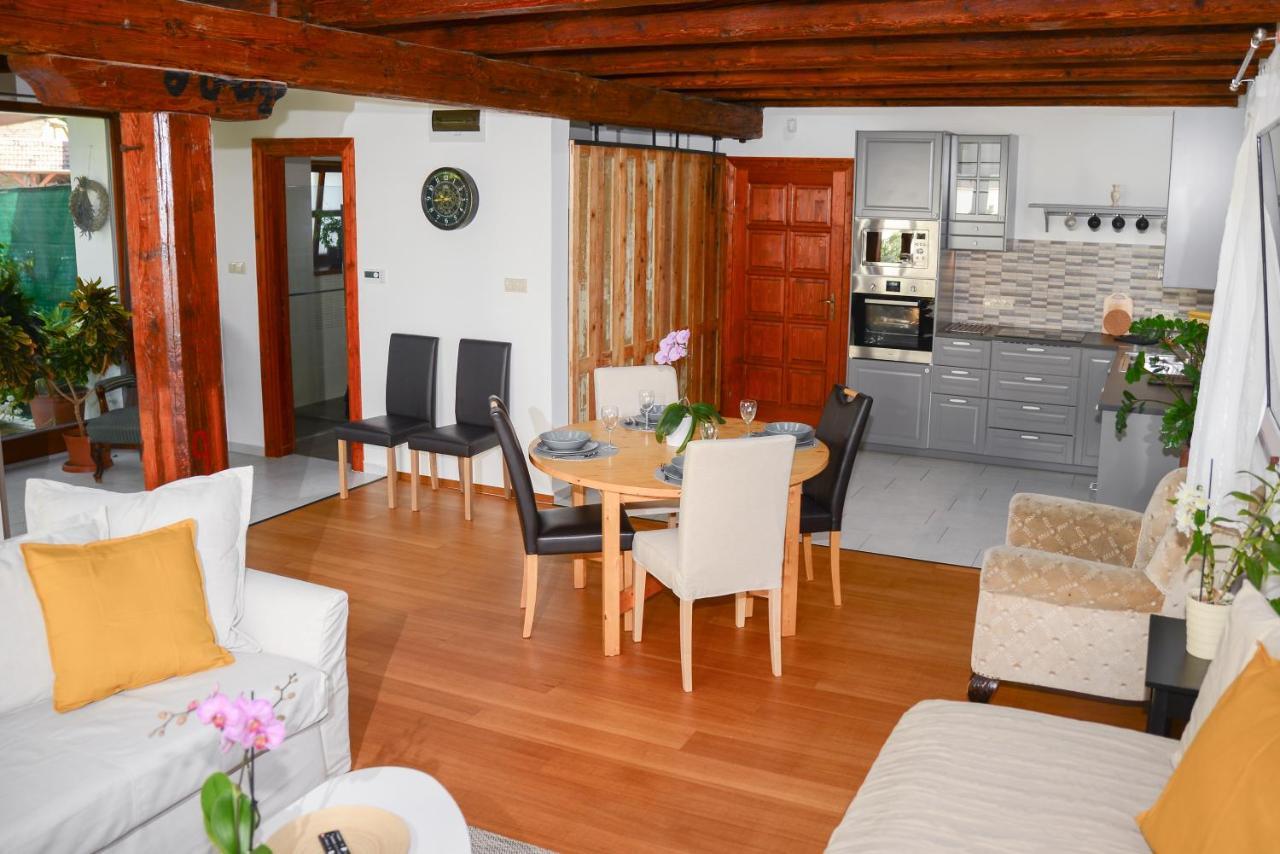 Somos Apartman Győr Exterior foto